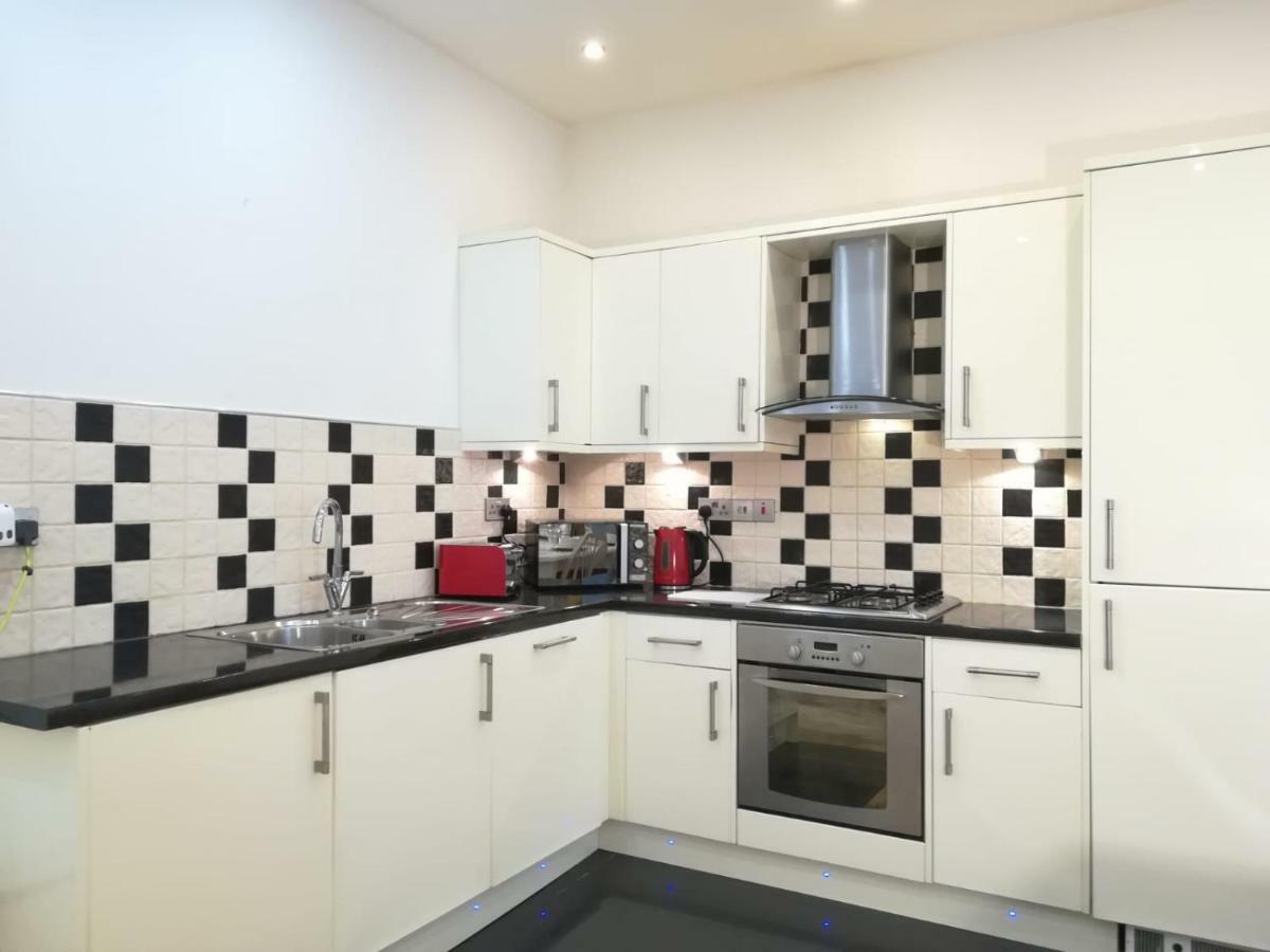 Spacious, Ground Floor, 2 Bedroom Apartment, Uplands, Swansea Luaran gambar
